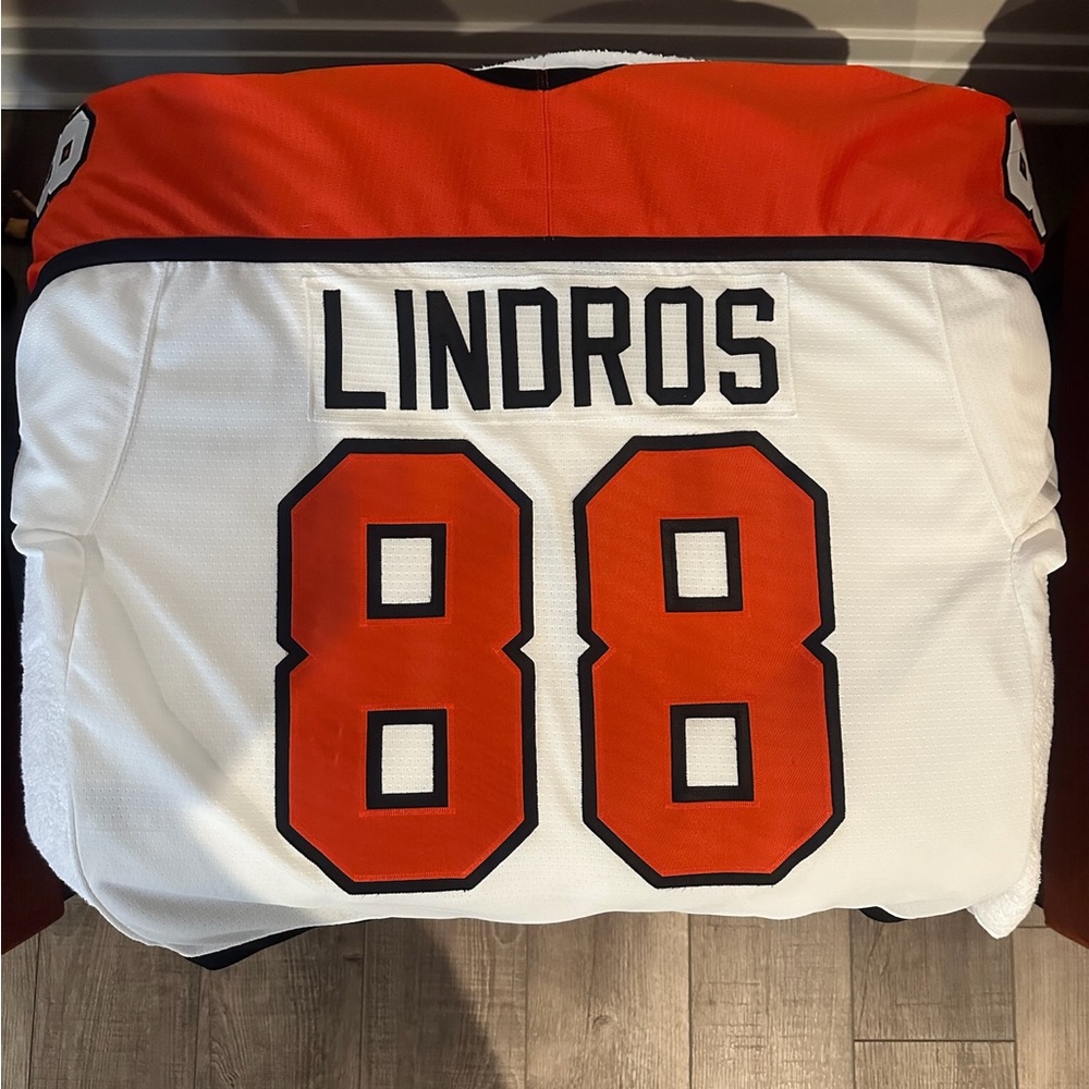 Eric Lindros #88 Philadelphia Flyers Jersey